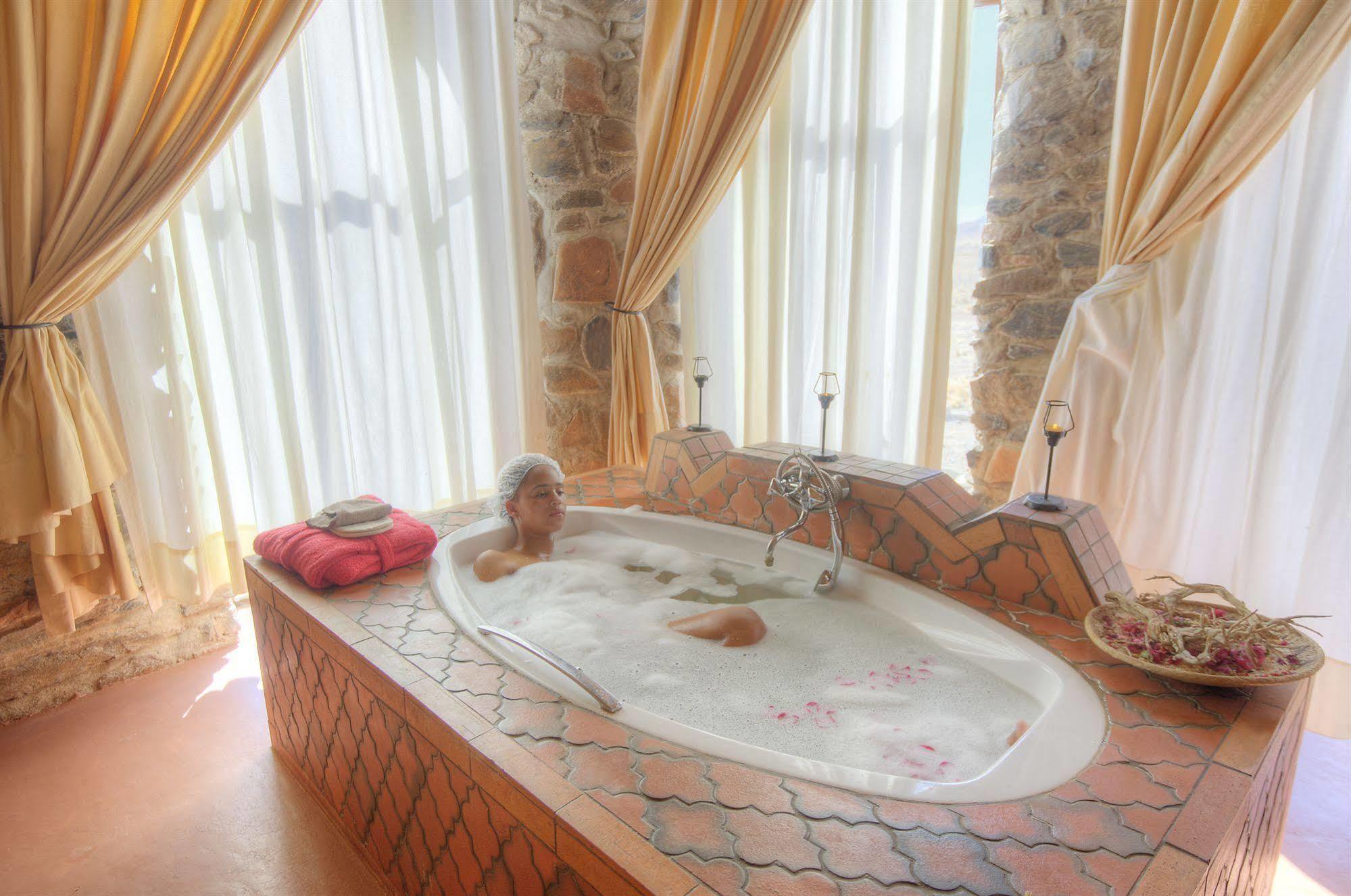 Le Mirage Desert Lodge Sesriem Bagian luar foto